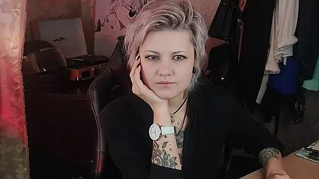 EvaBrownie online show from March 9, 11:47 am