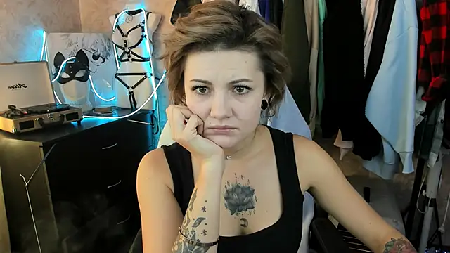 EvaBrownie online show from September 13, 10:26 am