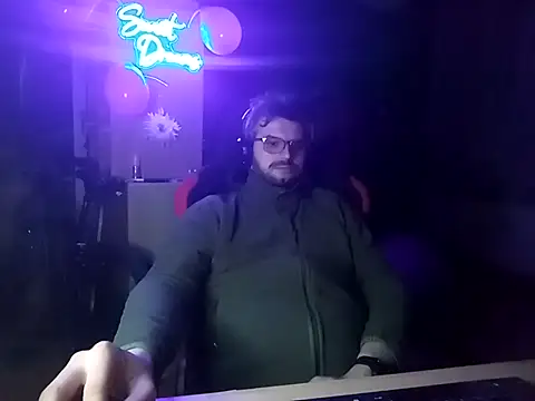 stary-w-kalesonach online show from March 3, 7:06 pm