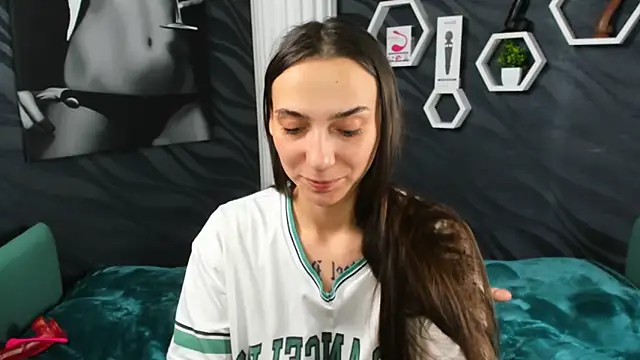 annabishop online show from January 28, 7:11 am