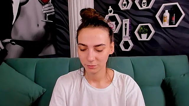 annabishop online show from February 14, 3:11 am