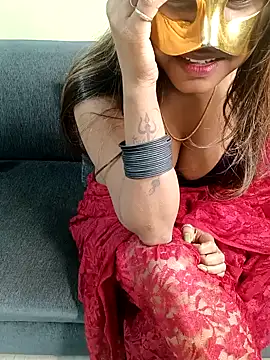 Snapshot of Sexy-Ruby chatting on February 3, 2:25 am Sexy-Ruby online show from February 3, 2:25 am