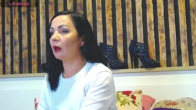 Tory Lovi online show from November 26, 11:11 am