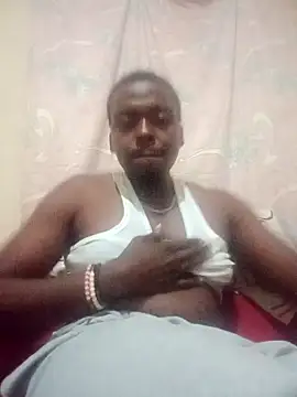 Snapshot of MpondoDick chatting on March 9, 10:36 pm MpondoDick online show from March 9, 10:36 pm