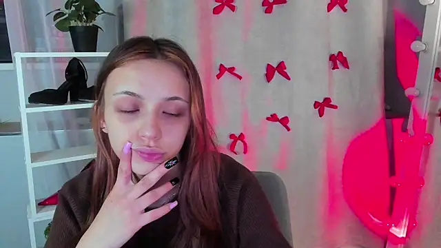 Sahara Shields online show from January 30, 10:08 am