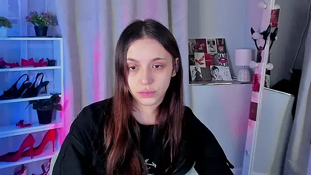 Sahara Shields online show from October 20, 9:21 am