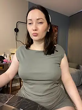 Kiss My Body online show from November 8, 12:38 pm