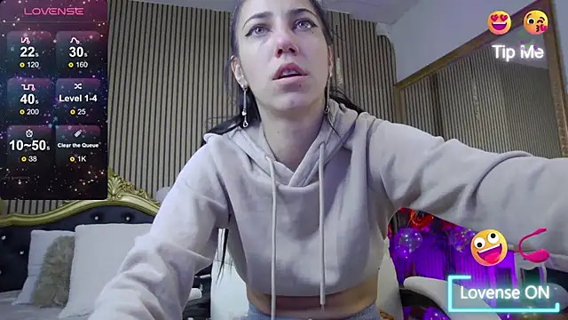 Snapshot of KeylaBlair chatting on February 7, 6:24 pm KeylaBlair online show from February 7, 6:24 pm