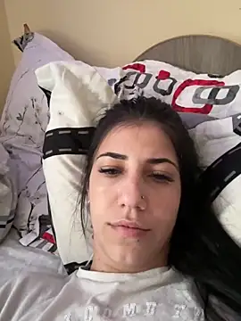 Snapshot of KeylaBlair chatting on February 15, 12:01 pm KeylaBlair online show from February 15, 12:01 pm