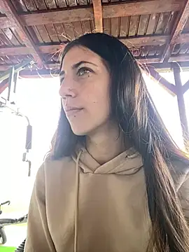 Snapshot of KeylaBlair chatting on March 10, 11:42 am KeylaBlair online show from March 10, 11:42 am