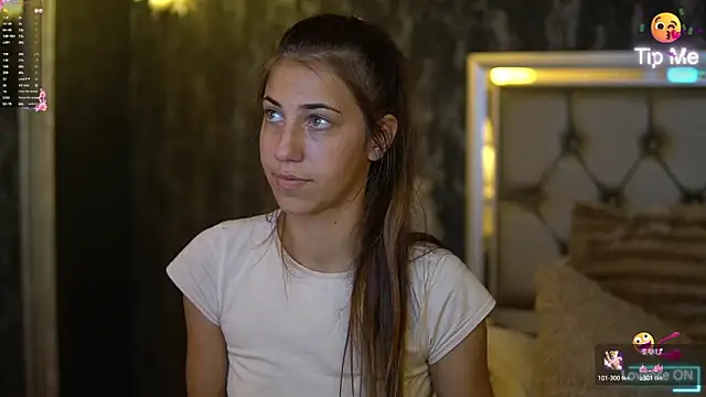 Snapshot of KeylaBlair chatting on September 20, 6:53 pm KeylaBlair online show from September 20, 6:53 pm