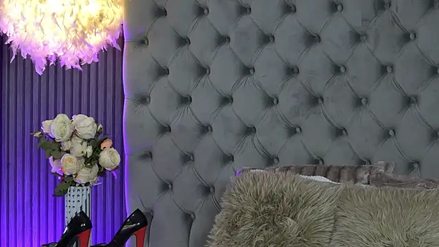 Snapshot of KeylaBlair chatting on February 28, 8:54 pm KeylaBlair online show from February 28, 8:54 pm