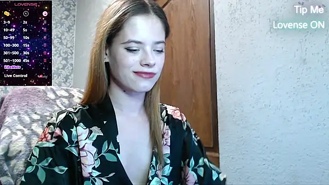 Snapshot of LauraBlan chatting on February 7, 8:20 pm LauraBlan online show from February 7, 8:20 pm