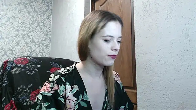 Snapshot of LauraBlan chatting on February 28, 8:18 pm LauraBlan online show from February 28, 8:18 pm