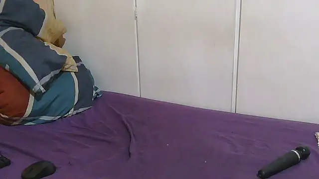 BigBootyStudent online show from September 22, 6:26 am