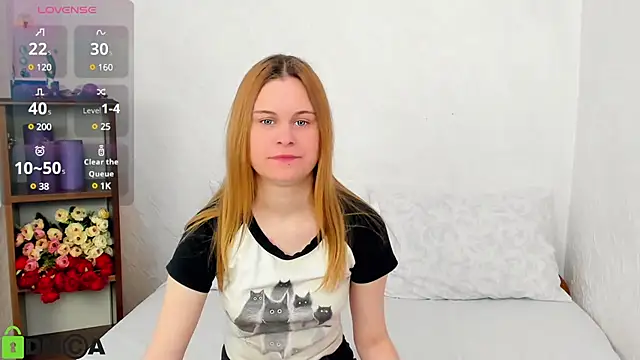 Snapshot of HillEva chatting on February 14, 9:13 am HillEva online show from February 14, 9:13 am