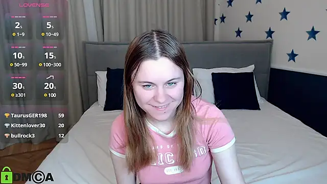 Snapshot of HillEva chatting on March 6, 4:08 am HillEva online show from March 6, 4:08 am