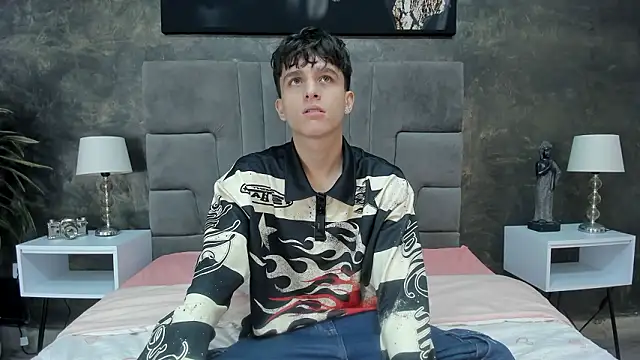 bruce hans online show from March 24, 11:37 am