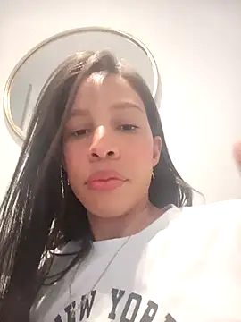 Keyler True18 online show from February 19, 6:43 pm