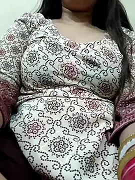 Snapshot of Alfiza46 chatting on March 14, 3:36 pm Alfiza46 online show from March 14, 3:36 pm