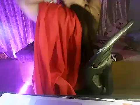 Snapshot of Alfiza46 chatting on October 10, 5:39 am Alfiza46 online show from October 10, 5:39 am