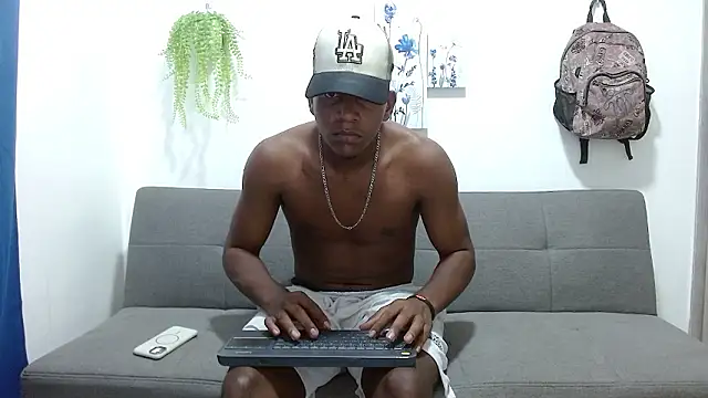 Snapshot of Master_foot_ chatting on March 2, 1:51 pm Master foot online show from March 2, 1:51 pm