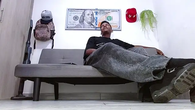 Master foot  online show from April 9, 6:19 am