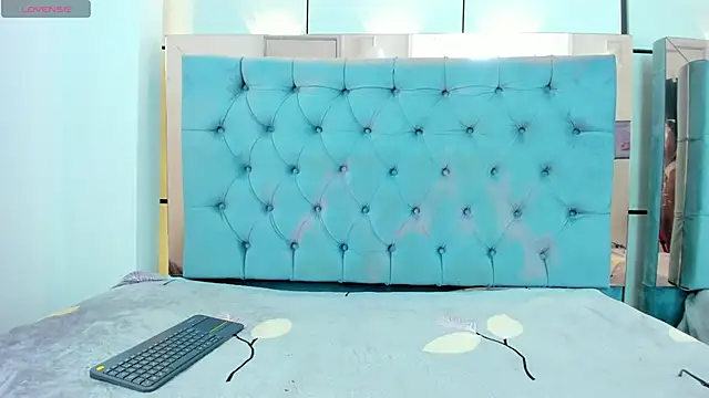 pocahontas pow online show from April 12, 11:48 am