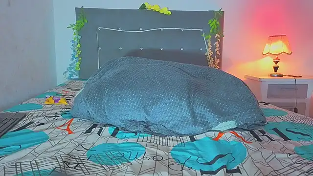 NoaBrowm online show from November 29, 9:40 pm