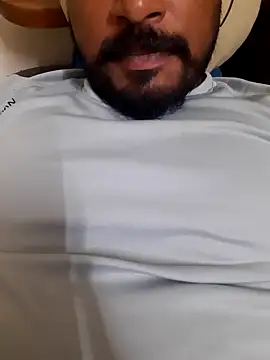 Snapshot of Chennaibull15 chatting on February 5, 6:15 pm Chennaibull15 online show from February 5, 6:15 pm