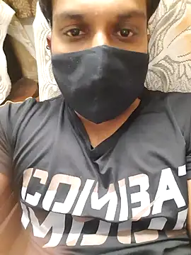 Snapshot of Chennaibull15 chatting on February 6, 6:24 pm Chennaibull15 online show from February 6, 6:24 pm