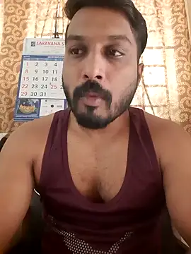 Snapshot of Chennaibull15 chatting on February 8, 7:04 am Chennaibull15 online show from February 8, 7:04 am