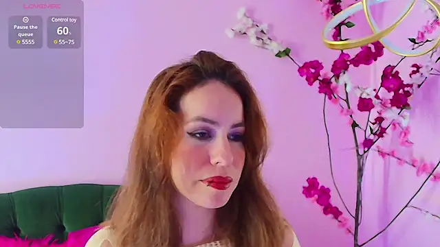 Snapshot of scarlette69 chatting on March 5, 8:00 pm scarlette69 online show from March 5, 8:00 pm