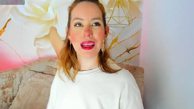 Snapshot of scarlette69 chatting on October 3, 8:17 pm scarlette69 online show from October 3, 8:17 pm