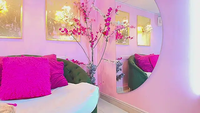 scarlette69 online show from February 16, 8:05 pm