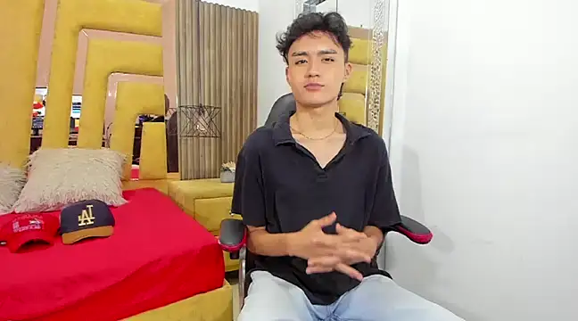 Snapshot of AiddenScott chatting on January 25, 7:38 am AiddenScott online show from January 25, 7:38 am