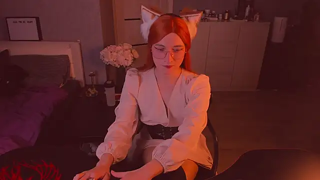 foxy jpg online show from November 17, 10:15 pm