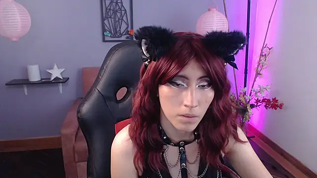 Snapshot of miss_moonlight chatting on February 22, 9:26 pm miss moonlight online show from February 22, 9:26 pm