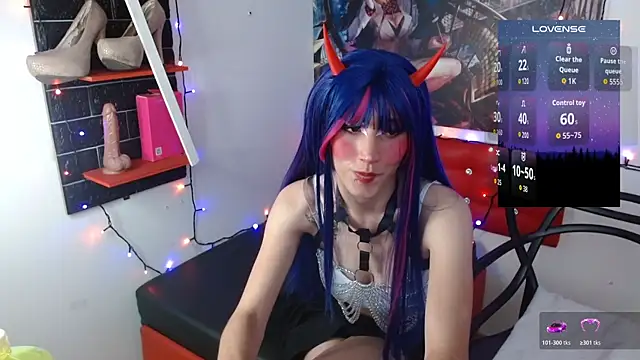 Snapshot of miss_moonlight chatting on November 18, 7:46 am miss moonlight online show from November 18, 7:46 am