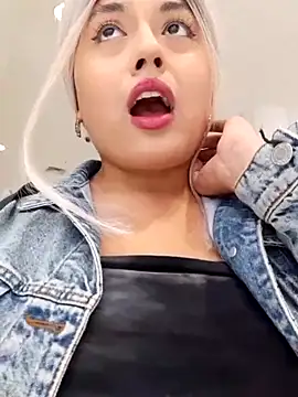 Snapshot of monicavictoria1301 chatting on March 22, 7:42 pm monicavictoria1301 online show from March 22, 7:42 pm