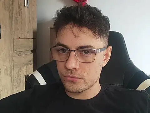 Dyllan   online show from October 10, 2:05 pm