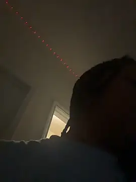 xoxoHotCoCo online show from March 27, 2:06 pm