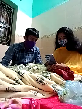 Snapshot of Sexy-Couple20 chatting on January 17, 4:57 pm Sexy-Couple20 online show from January 17, 4:57 pm