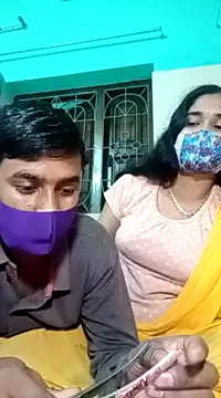 Snapshot of Sexy-Couple20 chatting on January 18, 5:37 pm Sexy-Couple20 online show from January 18, 5:37 pm