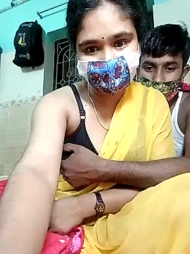 Snapshot of Sexy-Couple20 chatting on January 26, 10:57 pm Sexy-Couple20 online show from January 26, 10:57 pm