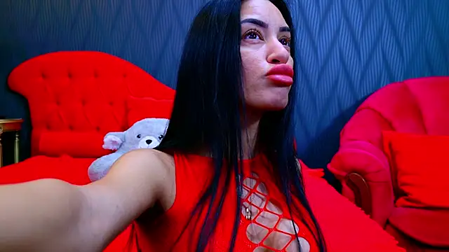 Snapshot of SelenaNoir chatting on February 3, 5:18 am SelenaNoir online show from February 3, 5:18 am