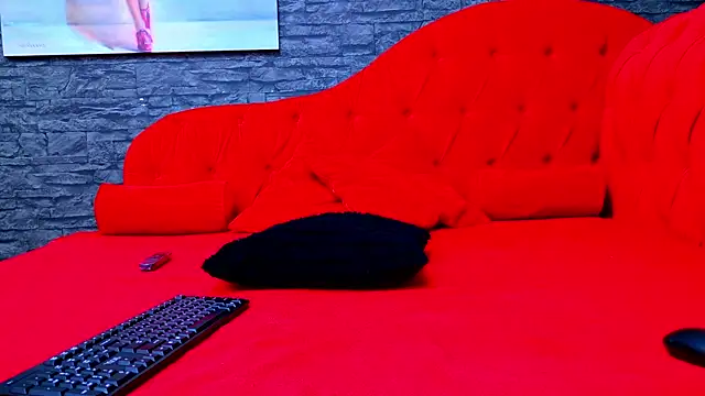 Snapshot of SelenaNoir chatting on November 20, 5:29 am SelenaNoir online show from November 20, 5:29 am