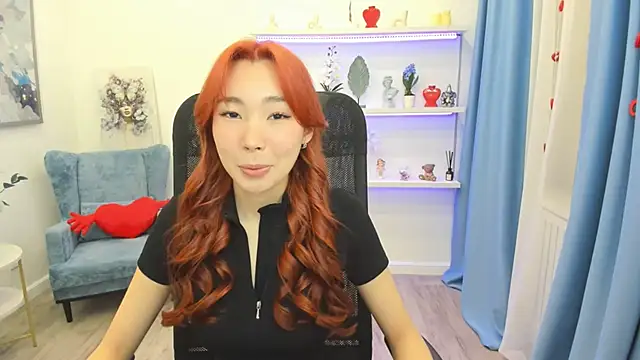 AnnaReyla online show from February 18, 6:59 pm