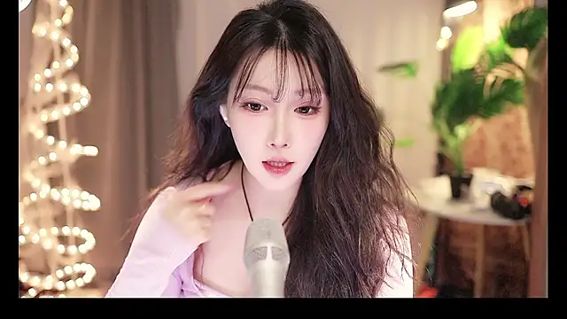 Snapshot of Dou-Dou-er chatting on March 3, 11:11 am Dou-Dou-er online show from March 3, 11:11 am