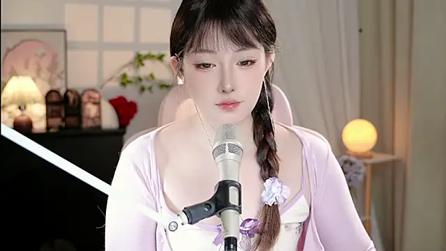 Snapshot of Dou-Dou-er chatting on October 9, 12:25 pm Dou-Dou-er online show from October 9, 12:25 pm